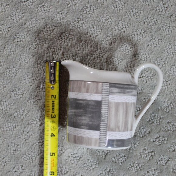 PTS International Interiors - Sugar Bowl & Lid / Creamer - Sandstone pattern - Picture 8 of 10